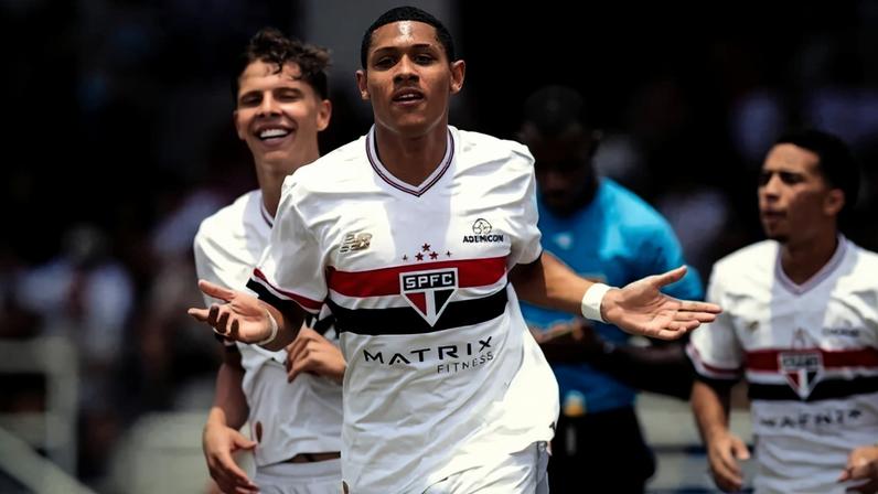 Tetê comemora gol pelo São Paulo na Copinha. (Foto: Reprodução/X/@Copinha)