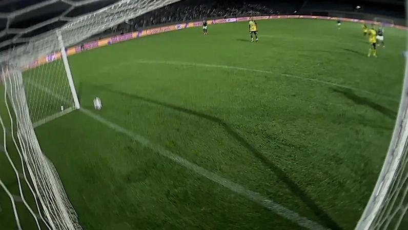 Lance durante a partida entre Palmeiras e Monte Roraima pela Copinha (Foto: Reprodução/CazéTV)