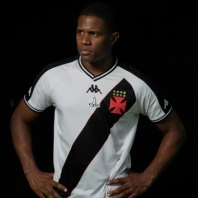 Volante do Vasco celebra convocação à Seleção Sub-16 e cita apoio do pai de Rayan