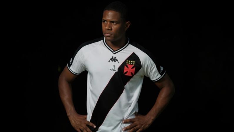 Isaque em campo pelo Vasco (Foto: Divulgação)