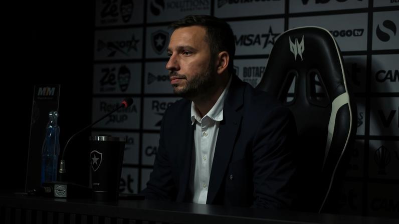Alessandro Brito, diretor do Botafogo (Foto: Leonardo Bessa/Lance!)