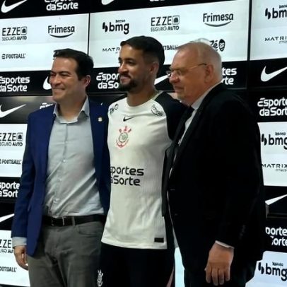 Matheus Pereira retorna ao Corinthians e celebra o retorno