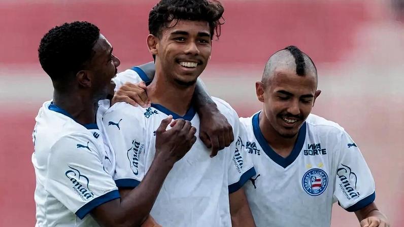 Bahia, que goleou na estreia, volta a campo nesta terça-feira (Foto: Divulgação/EC Bahia)