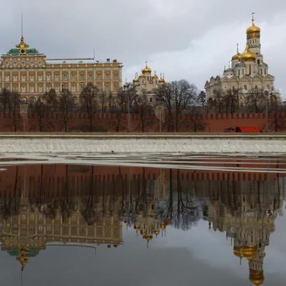 Kremlin diz que Trump está certo sobre Zelenskiy atrasar acordo de paz na Ucrânia