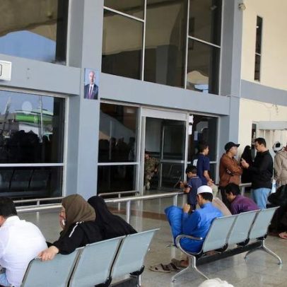 Aeroporto de Aden fecha conforme se aprofunda rixa entre Saudita e Emirados