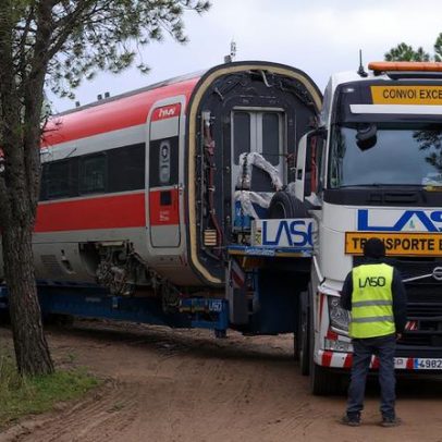 Acidente em Córdoba e choque em Barcelona; Renfe diz ter acionado Emergências