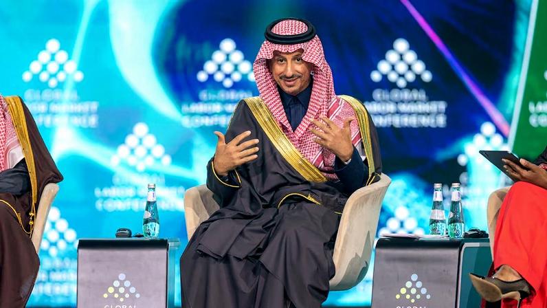 Ministro do Turismo, Ahmed Al-Khateeb, disse que o país pretende criar empregos com foco na qualificação de jovens sauditas