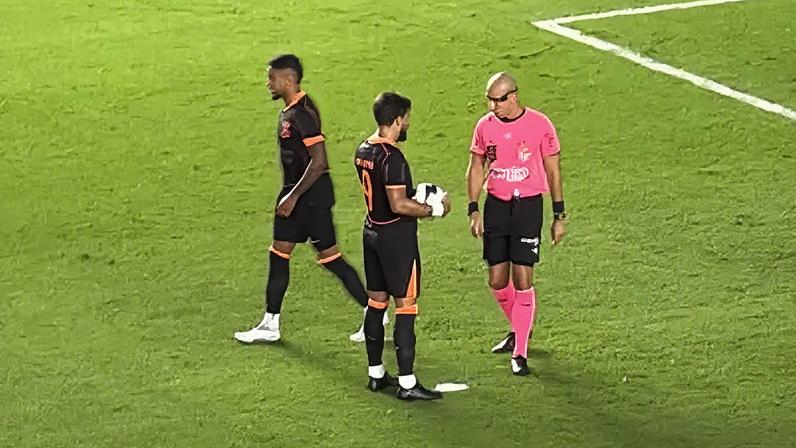 Yuri Alberto fez gol e perdeu pênalti em Santos x Corinthians