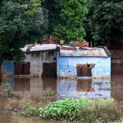 Moçambique registra 13 mortos por inundações até agora, com provável alta