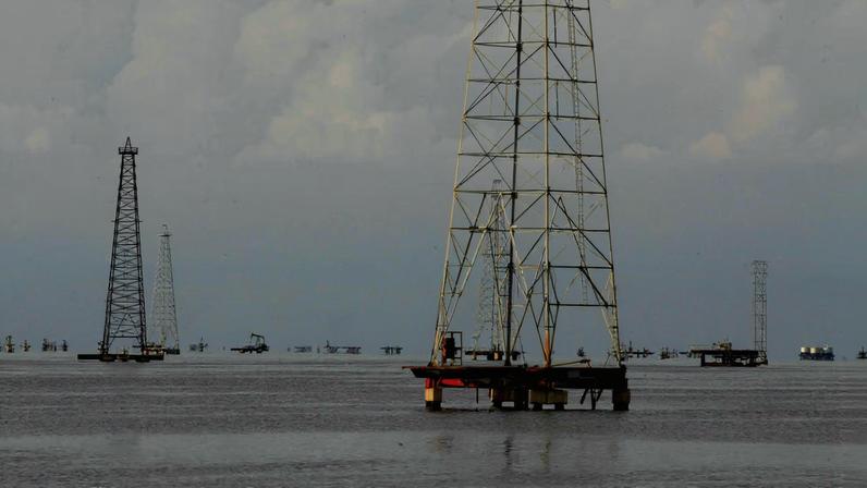 Venezuela e EUA discutem exportação de petróleo para os EUA, dizem fontes