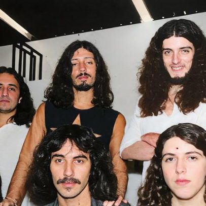 Livro conta a história da banda A Barca do Sol, dos anos 70