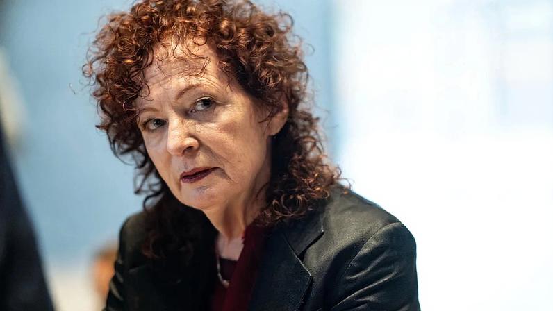 The artist Nan Goldin at the opening for her exhibition Nan Goldin. This Will Not End Well at the Neue Nationalgalerie