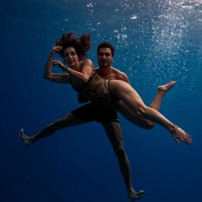 Giovanna Lancellotti mergulha e curte romance com Gabriel David em Noronha