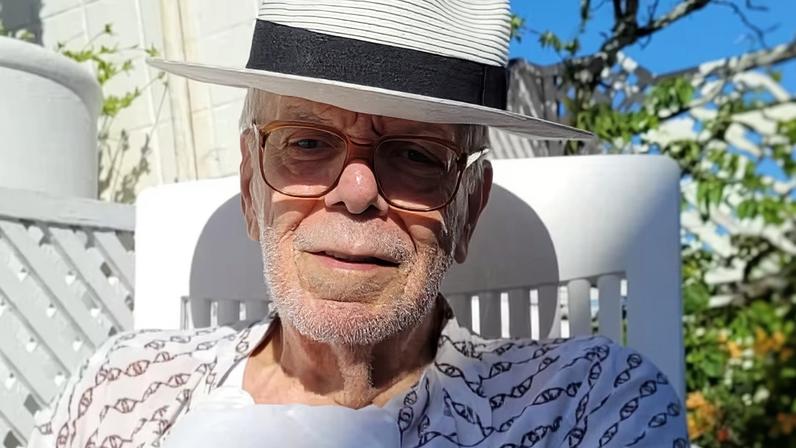 Manoel Carlos, o Maneco, faz aparição rara aos 90 anos — Foto: Instagram