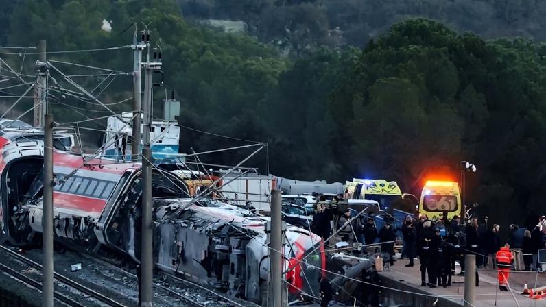 Grupo evangélico espanhol pede orações após acidente de trem