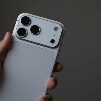 Apple fecha parceria com Google para levar Gemini aos iPhones via Siri