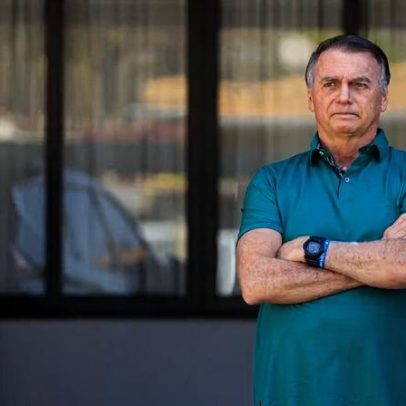 Moraes autoriza Bolsonaro a ler livros para reduzir pena por golpe
