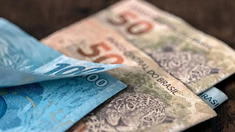 Entre as práticas identificadas estão o envio de e-mails e mensagens que simulam comunicações institucionais