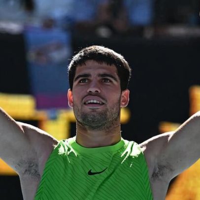 Alcaraz quebra marca do Big Three após 100 jogos em Grand Slam