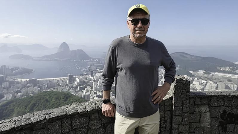 Carlo Ancelotti visita o Cristo Redentor, no Rio