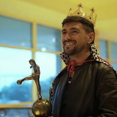 Arrascaeta vence Rei da América e celebra ano mágico