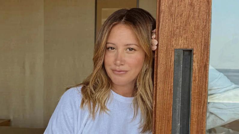 A member of Ashley Tisdale's former mom group, which she recently branded "toxic," seemingly responded to the actress' scathing remarks.