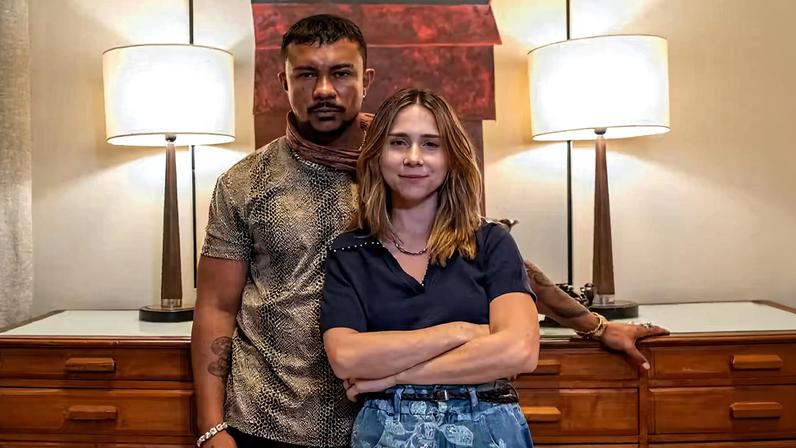 Daphne Bozaski e Xamã interpretam Lucélia e Bagdá em 'Três Graças' — Foto: Estevam Avellar/TV Globo