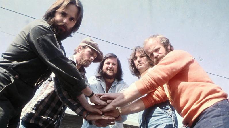 CIRCA 1977: Rock and roll band "The Beach Boys" pose for a portrait in circa 1977. (L-R) Carl Wilson, Mike Love, Brian Wilson, Dennis Wilson, Al Jardine.