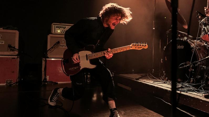 Guitarrista de Black Midi Matt Kwasniewski-Kelvin morre aos 26