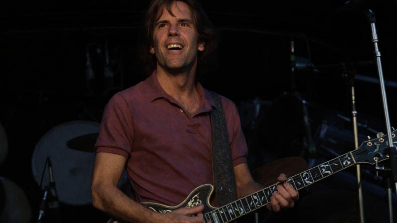 Don Felder e Andy Cohen lembram Bob Weir, descrito como belo e ardente