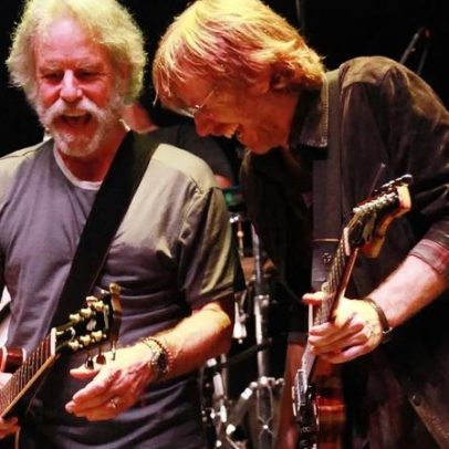 Trey Anastasio presta homenagem a Bob Weir: "This One Really Hurts"