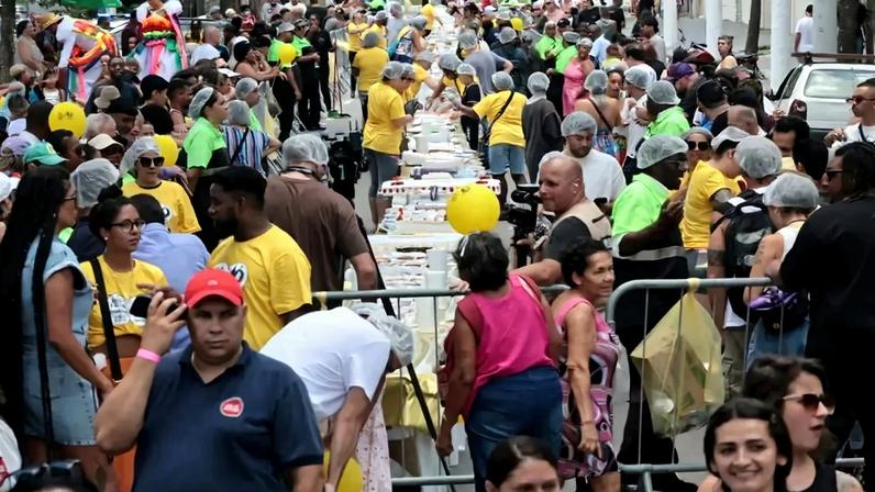 O tradicional bolo do Bixiga, em São Paulo – foto: Paulo Pinto/Agência Brasil