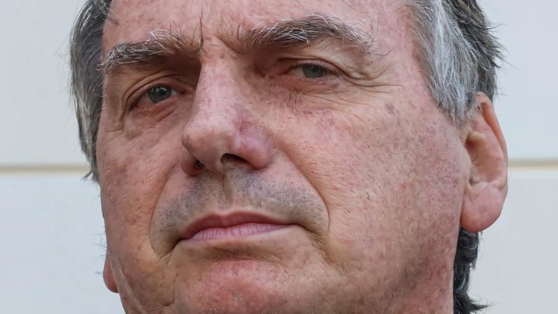 PMDF descreve rotina de Bolsonaro na Papudinha, com caminhadas, visitas e atendimento médico de rotina. (Foto: Valter Campanato/Agência Brasil)