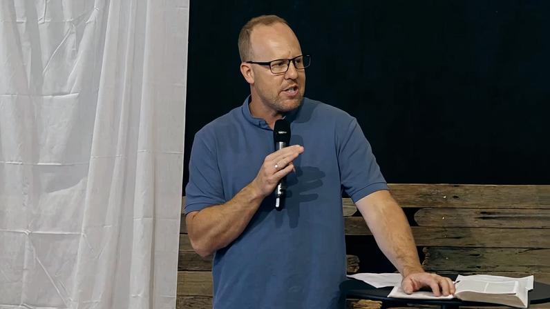 Igreja pentecostal na Austrália suspende pastor e esposa