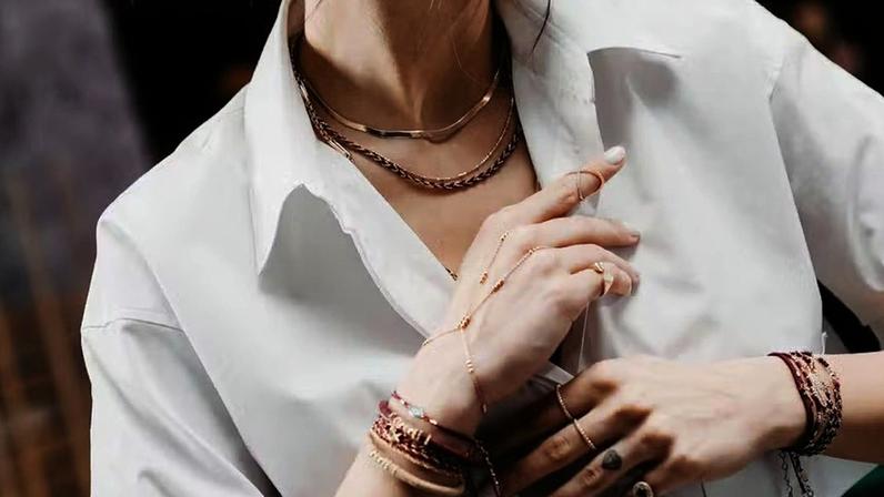 Verão 2026: croppeds, vestidos e peças em alta para usar sem medo