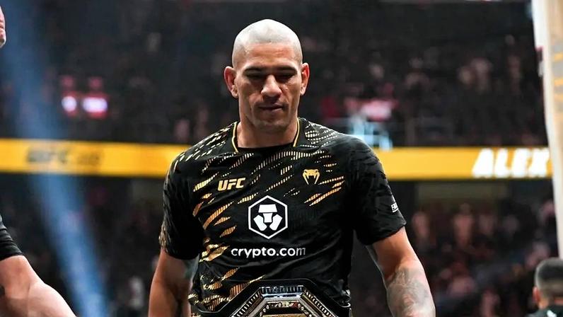 Poatan é um dos grandes astros do UFC mundo afora (Foto: Reprodução/Instagram/UFC Brasil)