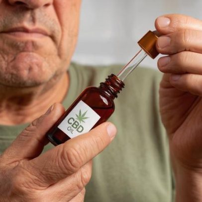Cannabis poderá ser vendida em farmácias de manipulação