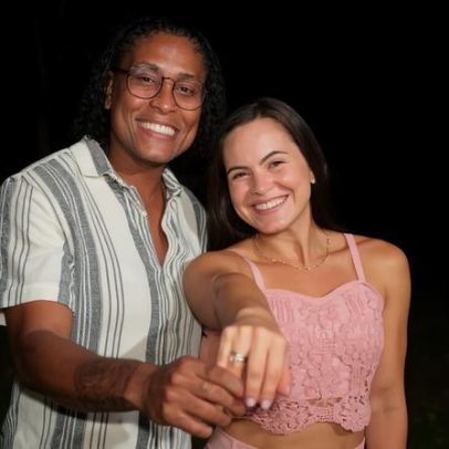 Jogadoras da Superliga anunciam noivado; estrelas do vôlei celebram