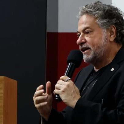 Aliados recomendam renúncia de Julio Casares à presidência do São Paulo