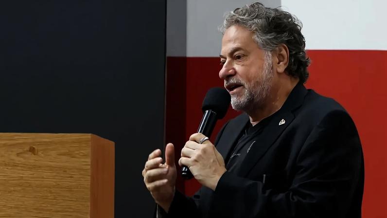 Casares está pressionado em meio a escândalos (Foto: Divulgação/São Paulo)
