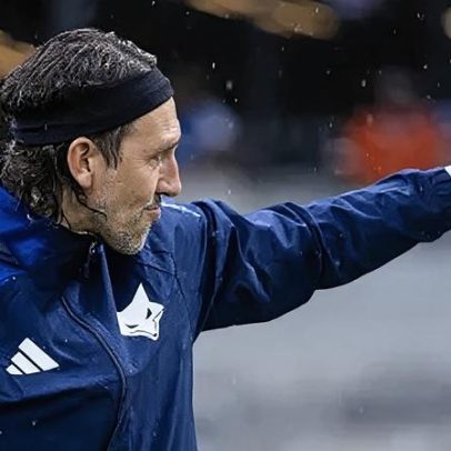 Cássio sofre lesão em jogo do Cruzeiro e preocupa para clássico contra o Galo