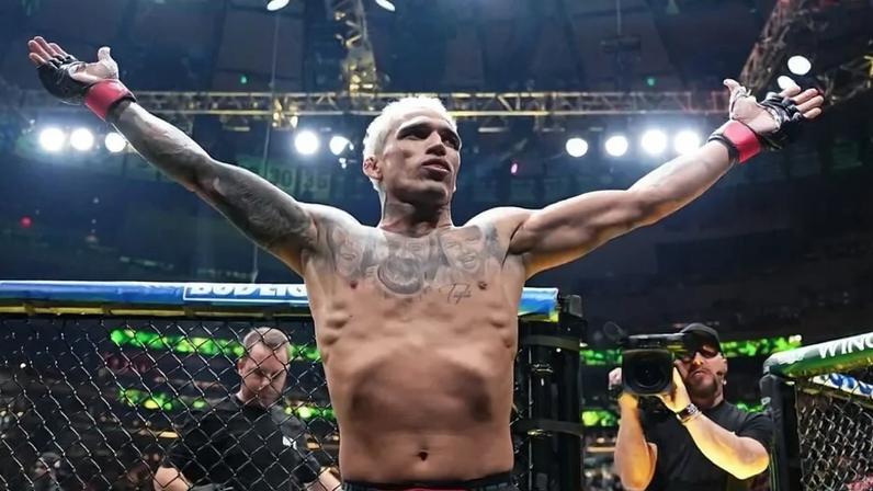 Charles Oliveira lidera o Esquadrão Brasil no UFC em 2026 (Foto: Reprodução Instagram charlesdobronxs)