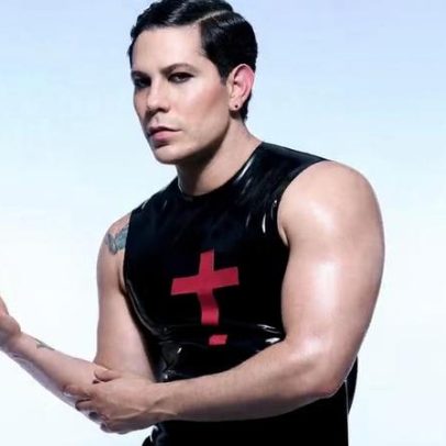Christian Chávez inicia turnê no Brasil com shows intimistas em teatros