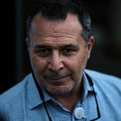 Médico de Bolsonaro diz que quedas são a principal preocupação aos 70 anos