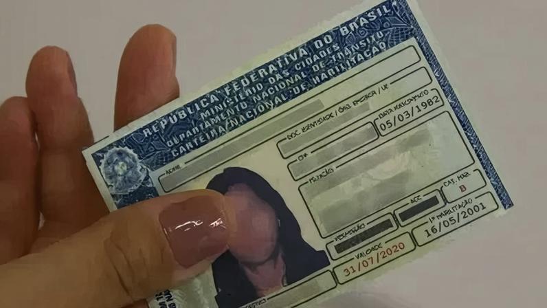 Renovação da CNH muda conforme a idade do condutor