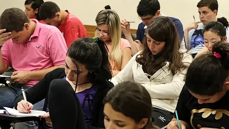 Ao todo, o chamado Enem dos Concursos registrou 761.528 inscrições