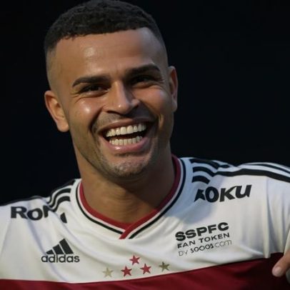 São Paulo pede R$1 milhão e estuda ceder Alisson ao Corinthians até 2027