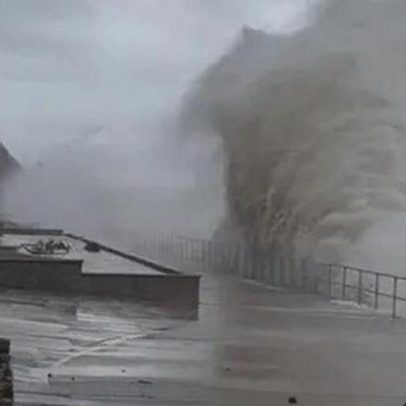 RNLI emite alerta de segurança sobre ondas fortes