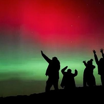 Aurora boreal ilumina céus da Escócia em fotos