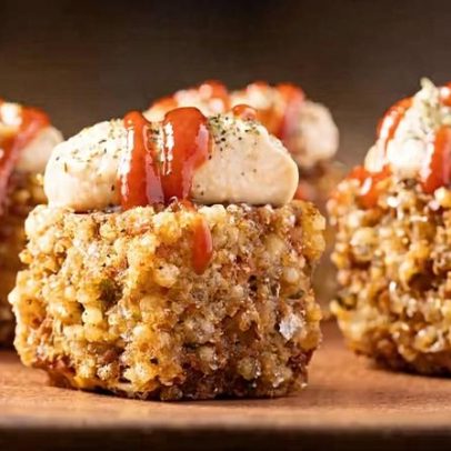 Dadinhos de tapioca com falafel e hommus com charque: onde provar em SP